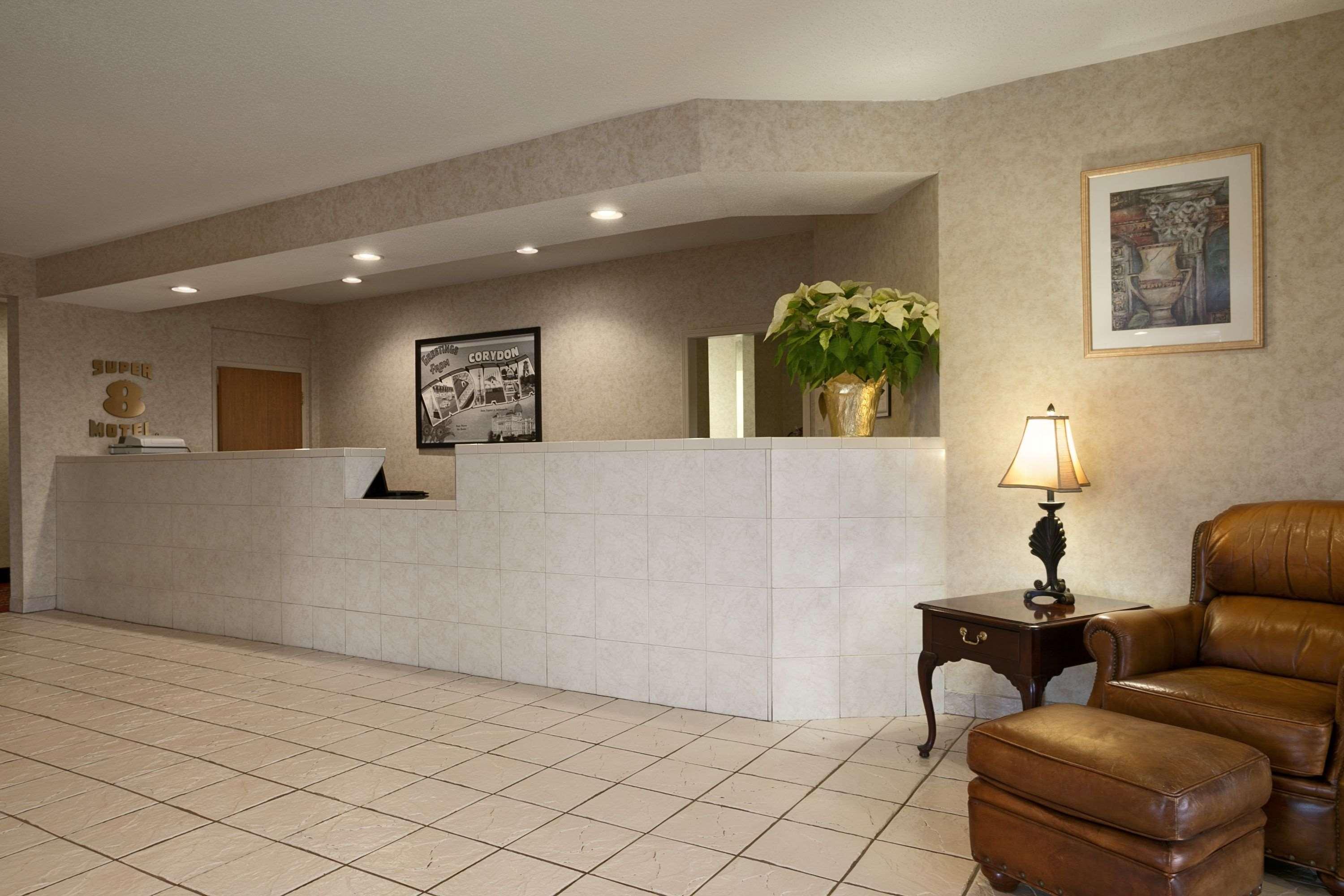 Super 8 By Wyndham Corydon Hotel Exterior photo
